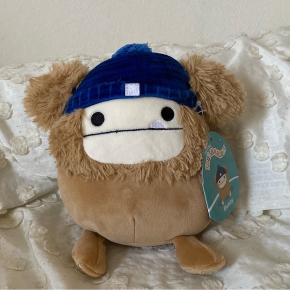“Benny” Squishmallow - Picture 1 of 2